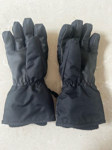 H&M Kids Batman Ski Gloves Age 6-8