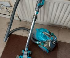 DYSON DC 08 Turbobrush, Vacuum Cleaner, Light Blue, working perfect and in excellent cosmetic condition