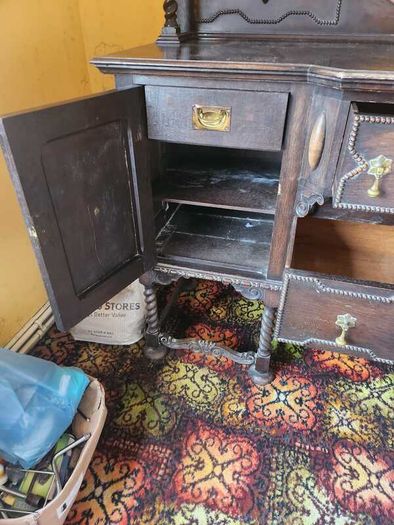 Sideboard