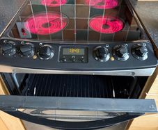 Zanussi electric double oven with halogen hob