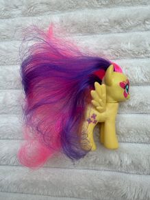 My Little Pony G4 Rainbow Rocks Fluttershy Brushable Butterfly Over Eye Used Please see photos