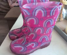 Girls Pink Rainbow Light-Up Wellies