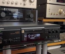 Sony MDS-JA30ES MiniDisc Recorder celebrated as the sweet spot  flagship of the formats golden era
