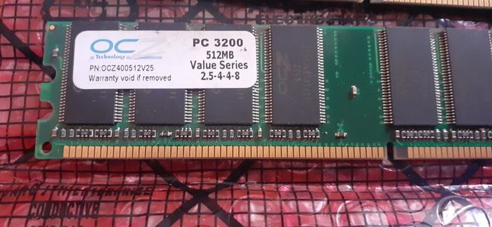 Computer Memory- PC3200 (512MB)