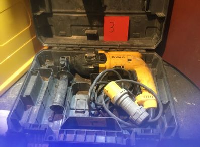 Dewalt hammer drill sds 110v and carry case