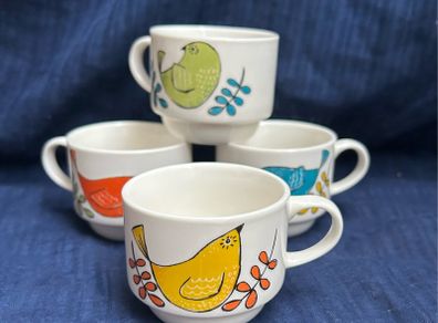 Vintage stacking cups  with bird motif x4