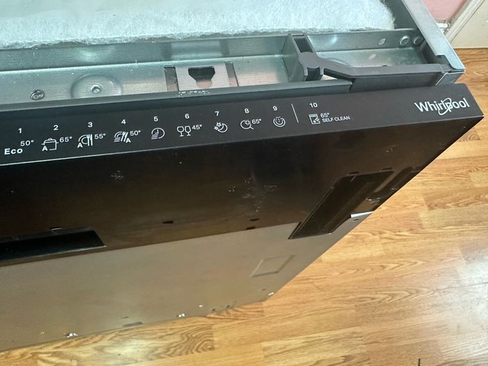 Whirlpool 60CM Integrated Standard Dishwasher