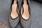 Reiss black white Size 38 UK 5 striped satin court heels