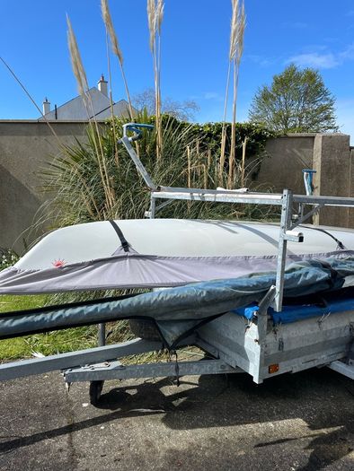Laser sailing boat for sale