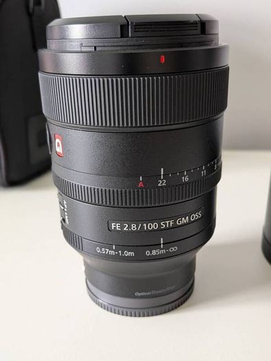 Sony 100mm F2.8 Gm Stf Oss