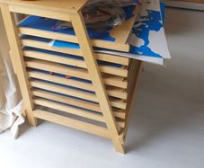 8 Maps (45 x 57 cm) with Cabinet