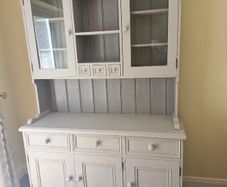 Kitchen dresser