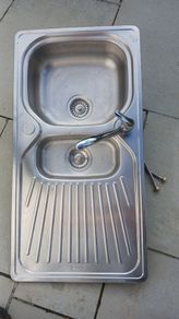 Kitchen Sink with Taps