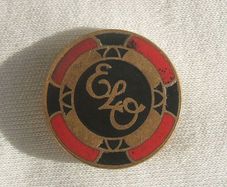 ELO (Electric Light Orchestra) - OUT OF THE BLUE world tour enamel badge (1978)