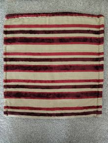 Cushion covers (3 in total) Red Purple