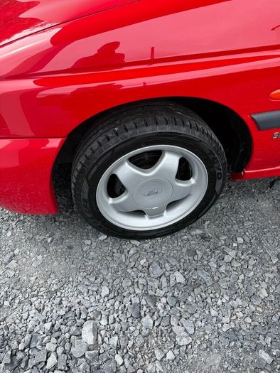 1996 Ford Escort SI 1.8
