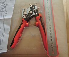 hole puncher