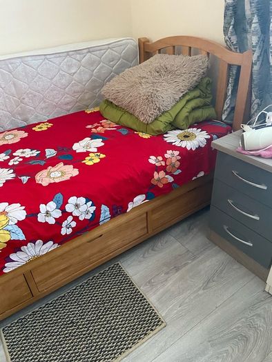 singl bed