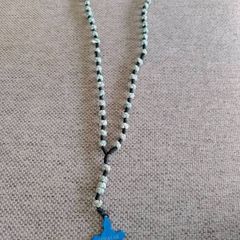 Medugorje rosary beads hand knotted with wooden cross crucifix in good condition with no issues FREE STANDARD POSTAGE INCLUDED