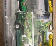 Hot Wheels Team Transport Porsche 911 GT3