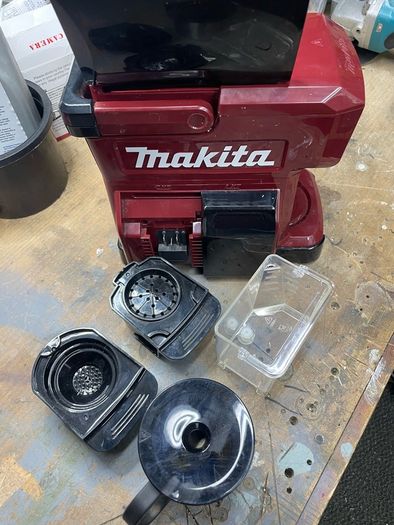 Makita DCM501 18V/12V Cordless Coffee Machine