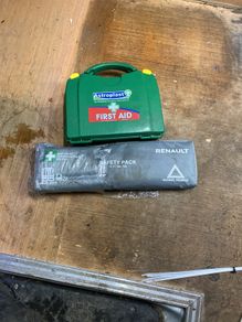 FIRST AID & Safety kit