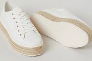 Espadrille shoes / wedges