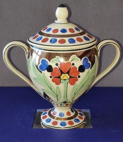 Rare Find.  Wedgwood Millie Taplin Art Deco hand painted  footed sugar bowl with lid