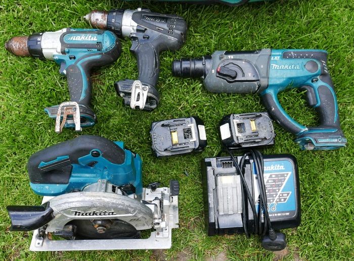 Makita 4 Piece 18v Power Tool Kit (everything works fine)
