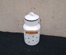 Enamel milk churn postage possible