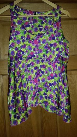 Benneton Top