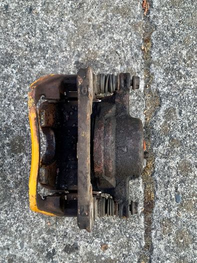 Dc2 front brake calipers 262mm