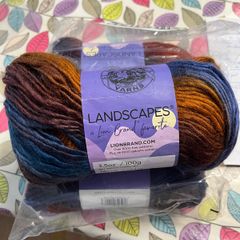 Lion Brand Self patterning Chunky yarn