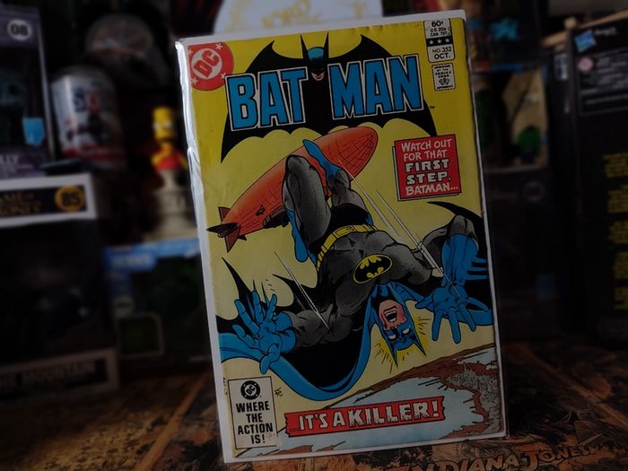 Batman ! Issue #352 ! The Killer Sky ! Bronze Age Comic from 1982 ! by DC Comics !