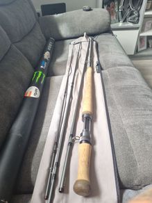 Loop salmon fly rod