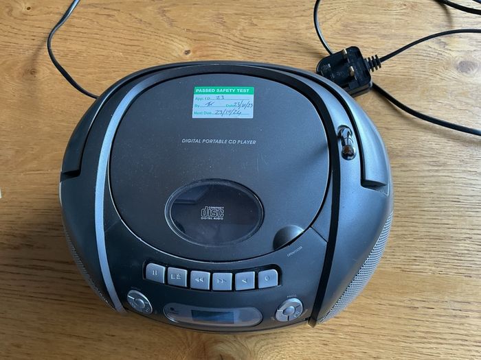Cd/ Radio