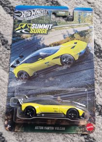 Hot Wheels - Summit Surge - Aston Martin Vulcan