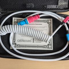Keyboard cable by CableMod