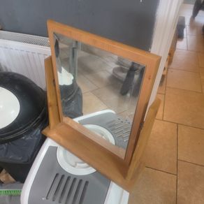 mirror