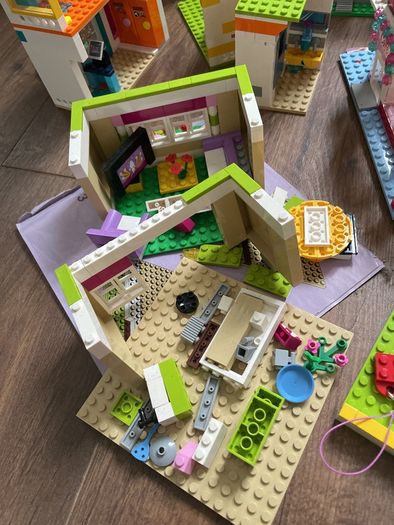 Very large collection of Lego