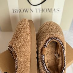 NEW UGG Tasman Maxi Curly