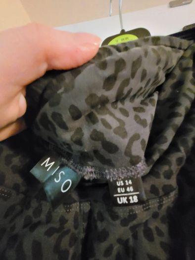 miso leopard print leggings