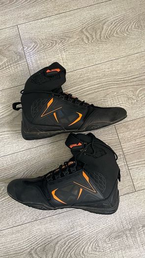 Ixon killer wp boots 42.5 size