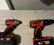 Milwuakee m18 drill+impact