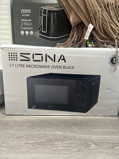 Kettle toaster microwave