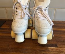 rollerblades - size 2.5