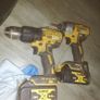 Dewalt screw gun and impactor Image 2