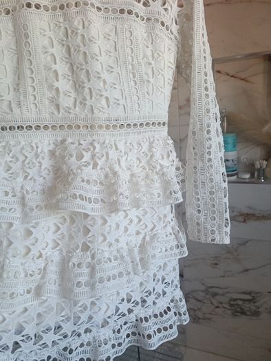 Lace crochet summer party dress very like self portrait white frills S 10