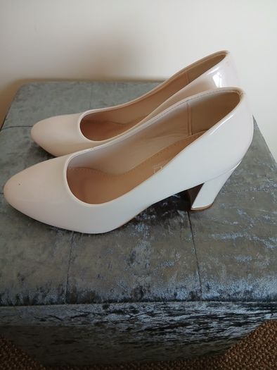 Women's boots,size 6