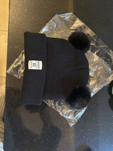 Child's hat and gloves sets